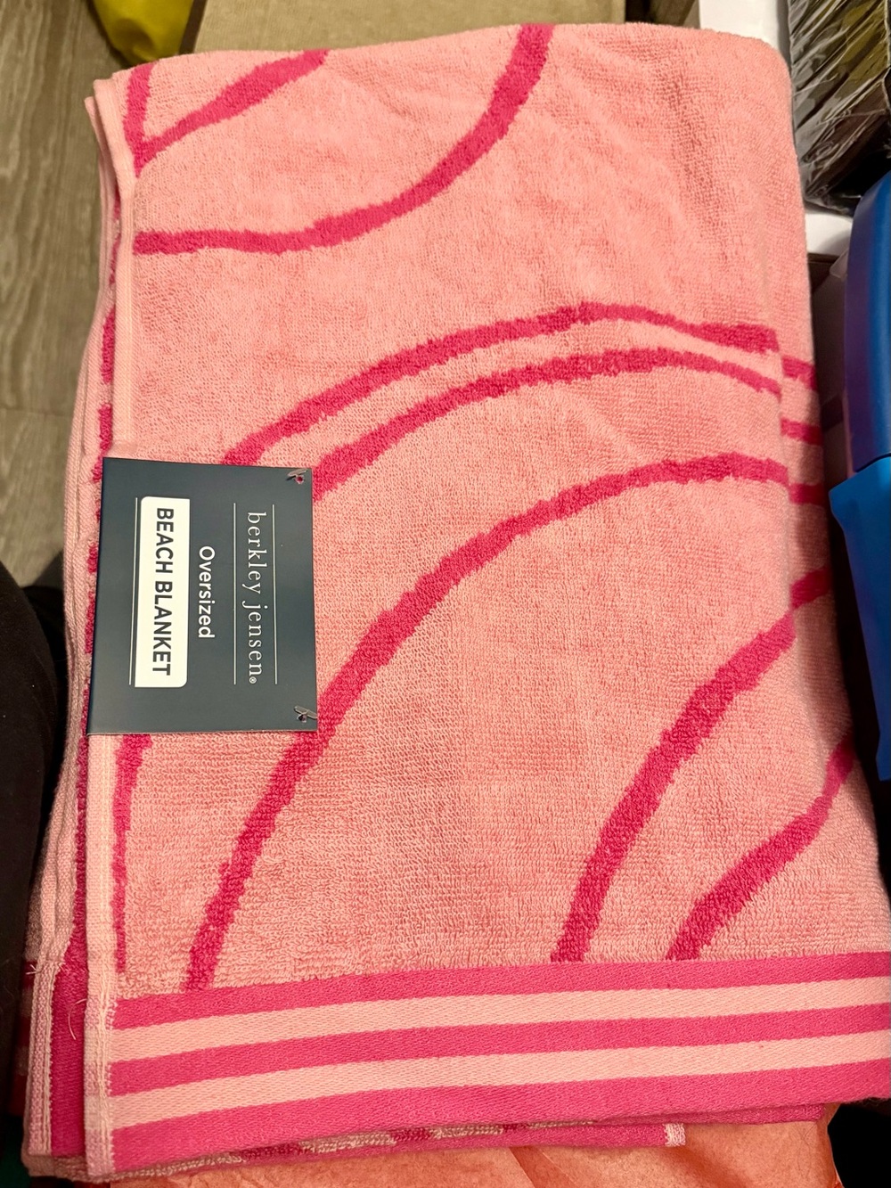 Berkley Jensen Oversized Beach Blanket - NEW